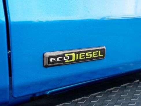 Used 2022 Jeep Gladiator Sport AWD/4WD image 9