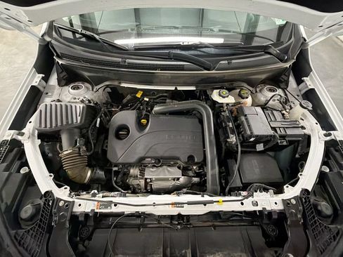 Certified 2024 GMC Terrain SLE FWD image 28