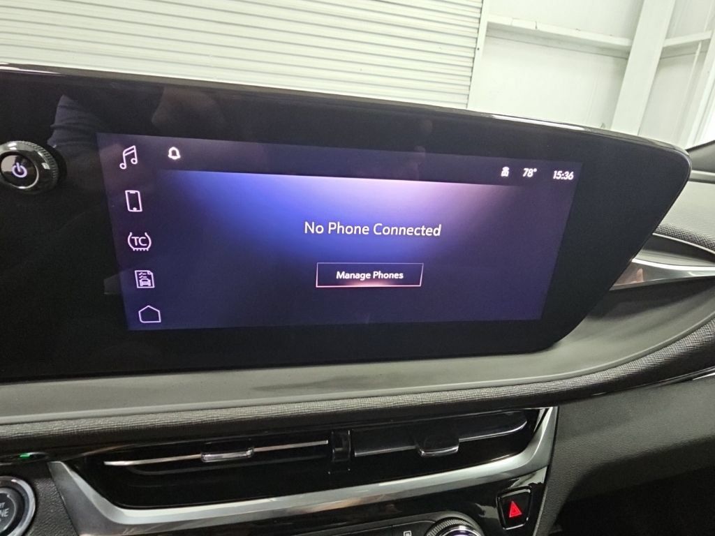 Used 2024 Buick Envista Sport Touring w/ Convenience I Package FWD image 16
