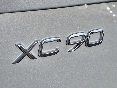 New 2026 Volvo XC90 B6 Ultra image 17