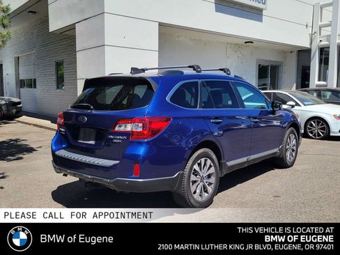 Used 2017 Subaru Outback 3.6R Touring AWD/4WD image 2