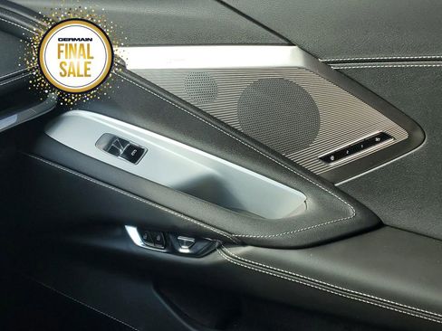 Used 2020 Chevrolet Corvette Stingray Preferred Cpe w/ 2LT Preferred Equipment Group image 24