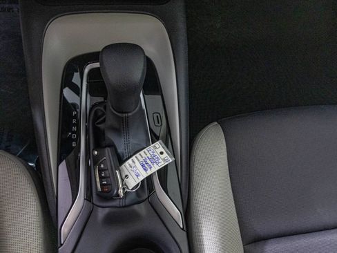 Used 2025 Toyota Corolla LE FWD image 25