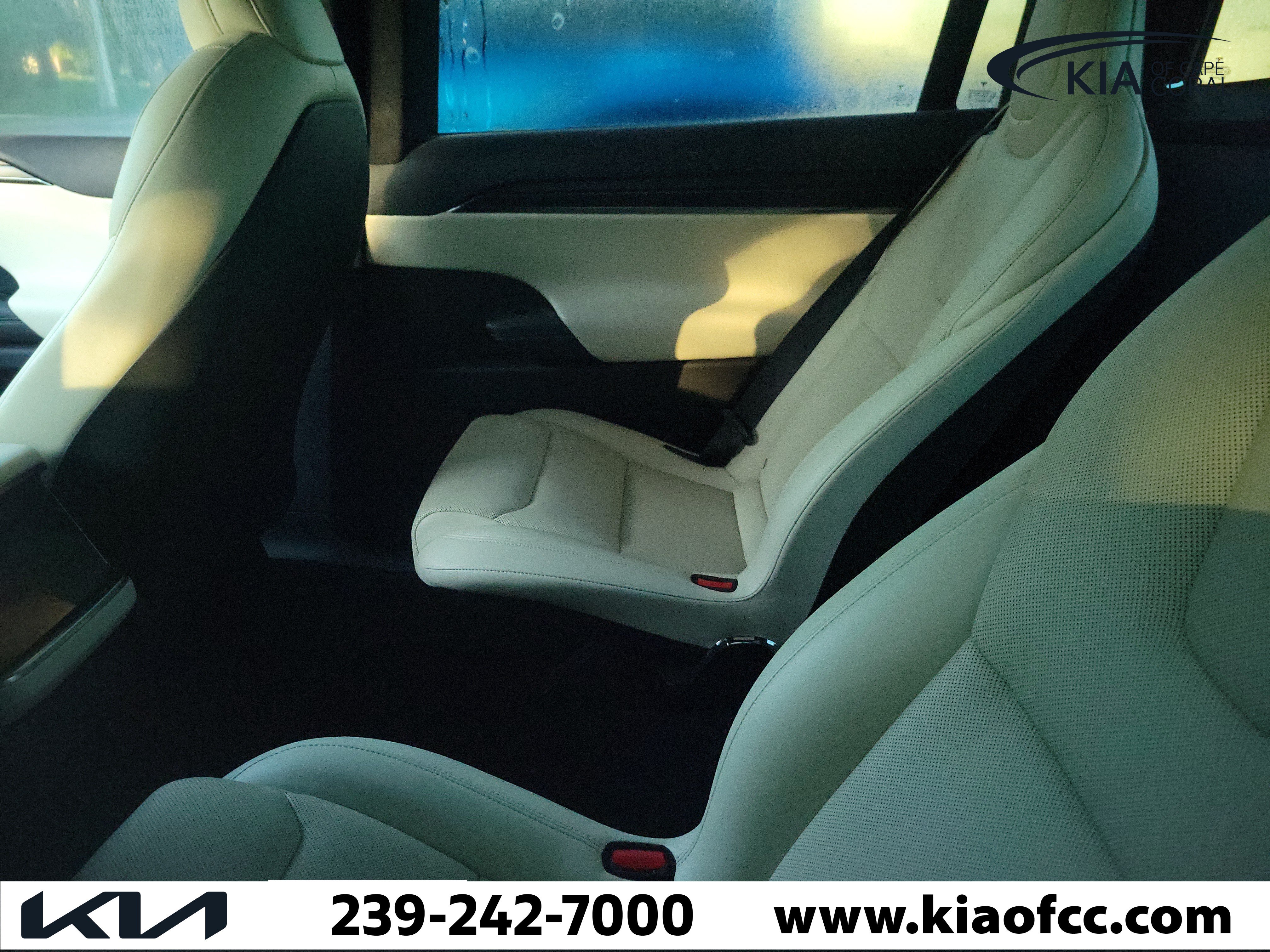 Used 2026 Tesla Model X Plaid AWD/4WD image 9