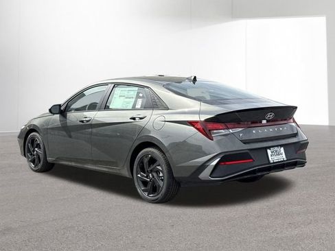 New 2026 Hyundai Elantra Sport FWD image 30