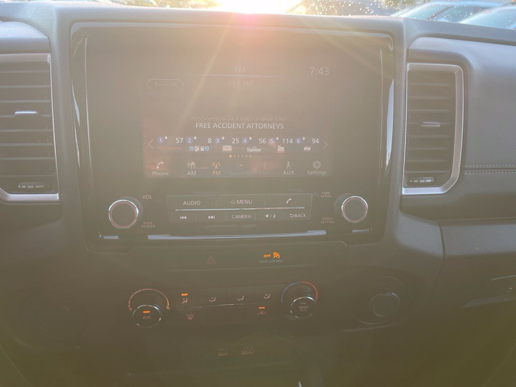 Used 2022 Nissan Frontier SV RWD image 7