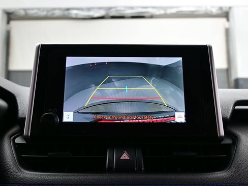 Used 2024 Toyota RAV4 SE AWD/4WD image 18