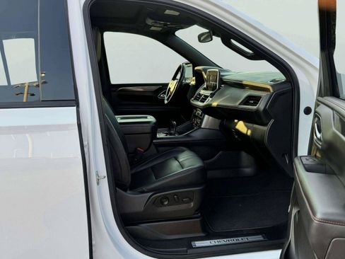 Used 2021 Chevrolet Tahoe RST w/ Luxury Package RWD image 58