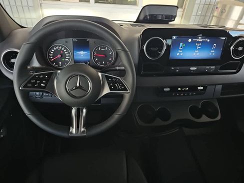 New 2026 Mercedes-Benz Sprinter 2500 image 11