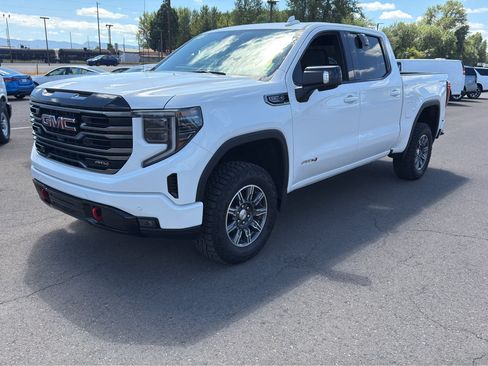 Used 2025 GMC Sierra 1500 AT4 AWD/4WD image 26