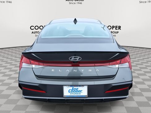 New 2026 Hyundai Elantra SEL Sport Premium FWD image 8