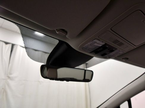 Certified 2025 Honda Odyssey EX-L image 27