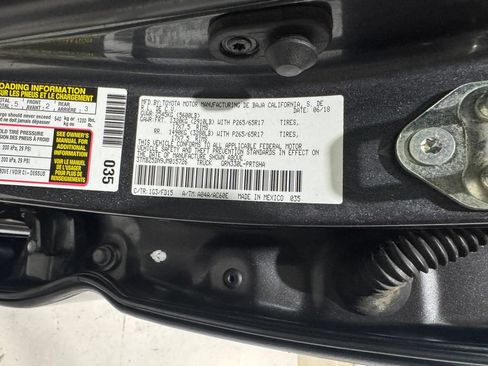 Used 2018 Toyota Tacoma TRD Sport RWD image 35