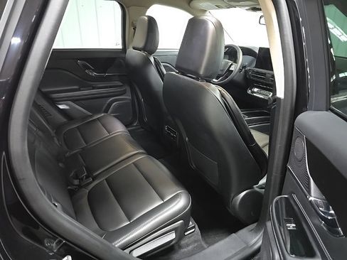 Used 2024 Lincoln Corsair AWD image 22