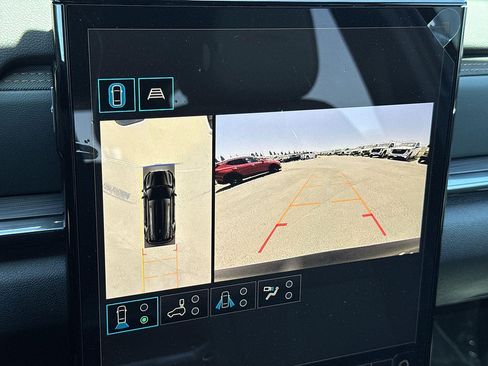 New 2027 GMC Terrain AT4 w/ Technology Package II AWD/4WD image 14