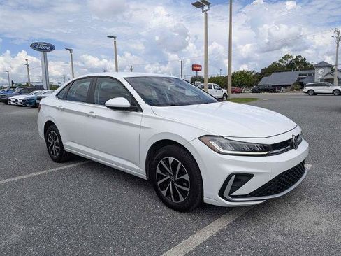 Used 2025 Volkswagen Jetta S FWD image 1