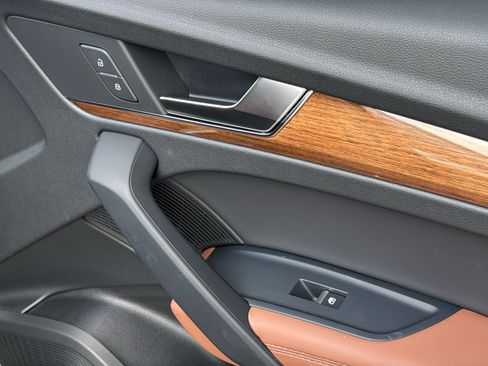 Used 2025 Audi Q5 2.0T Premium Plus image 31