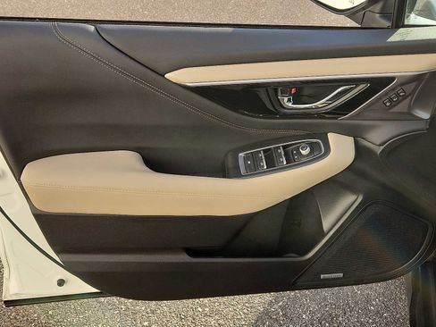 Used 2023 Subaru Outback Limited image 12