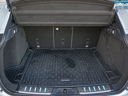 Used 2017 Jaguar F-PACE S image 28