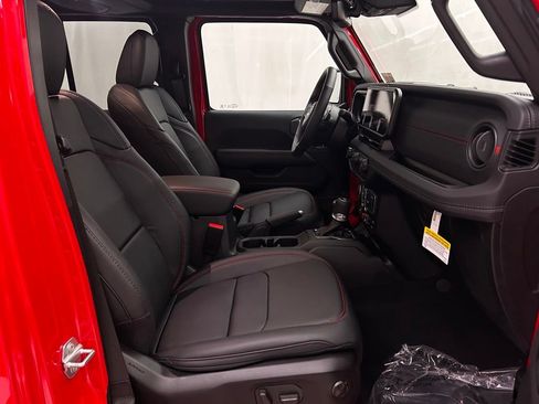 New 2026 Jeep Wrangler Unlimited Rubicon 392 w/ Quick Order Package 27X Moab AWD/4WD image 17