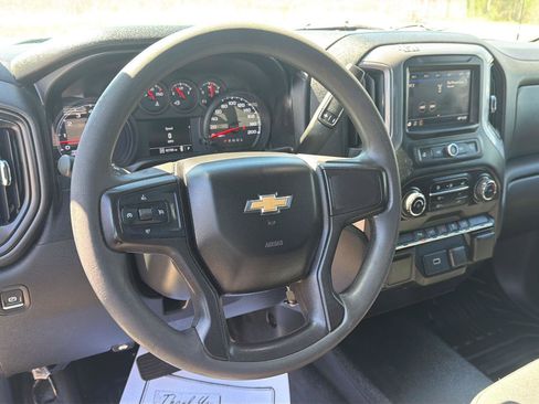 Used 2020 Chevrolet Silverado 1500 W/T w/ WT Convenience Package AWD/4WD image 15