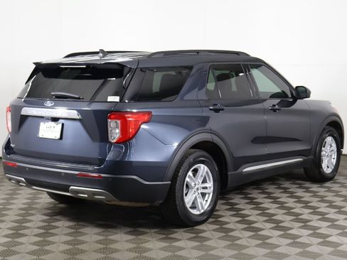 Used 2024 Ford Explorer XLT w/ Equipment Group 202A RWD image 7