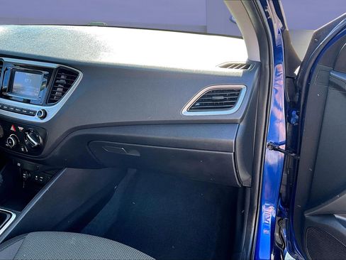 Used 2018 Hyundai Accent SE FWD image 25