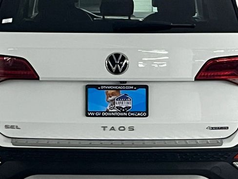 Used 2023 Volkswagen Taos SEL image 35