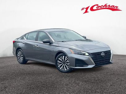 Used 2024 Nissan Altima 2.5 SV