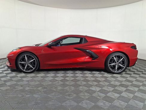 Used 2021 Chevrolet Corvette Stingray Premium Conv w/ Battery Protection Package image 8