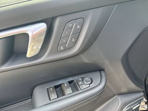 New 2026 Buick Enclave Preferred w/ Power Package FWD image 13