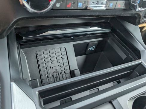 New 2026 Ford F350 Platinum w/ FX4 Off-Road Package image 16