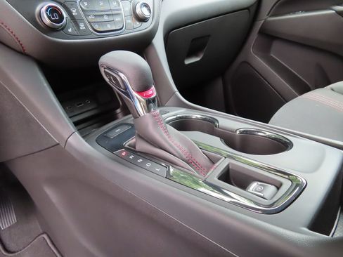 Certified 2024 Chevrolet Equinox RS AWD/4WD image 18