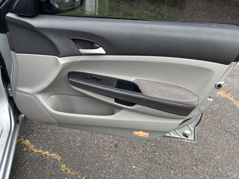 Used 2010 Honda Accord LX image 22