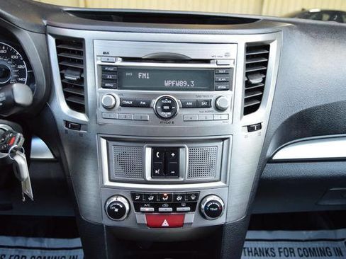 Used 2010 Subaru Outback 2.5i Premium w/ Protection Package 1A image 20