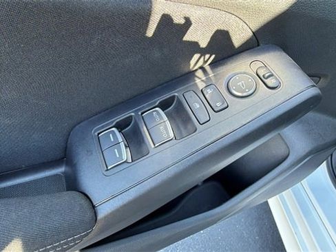Used 2025 Honda Civic Sport image 19