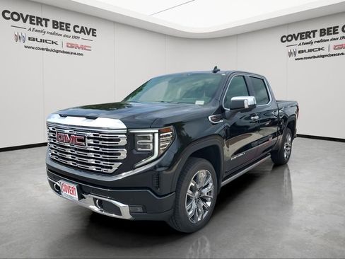 New 2026 GMC Sierra 1500 Denali w/ Denali Reserve Package image 3