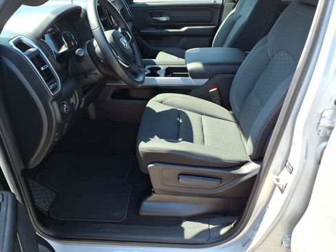 New 2026 RAM 1500 Express AWD/4WD image 12
