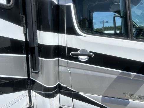 Used 2015 Mercedes-Benz Sprinter 3500 image 69