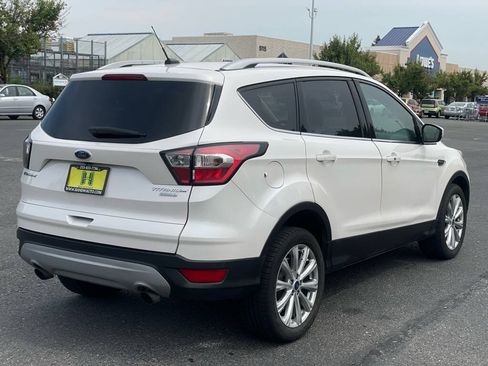 Used 2017 Ford Escape Titanium FWD image 6
