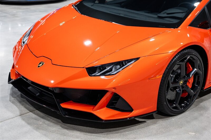 Used 2020 Lamborghini Huracan EVO AWD/4WD image 11