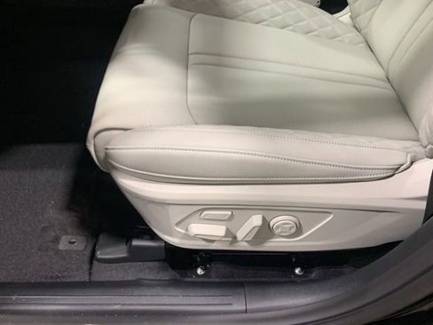 New 2026 Kia Sorento SX Prestige image 10