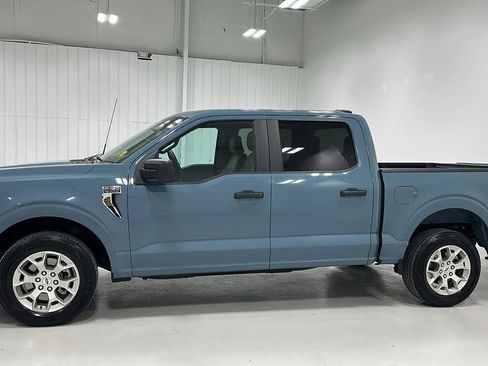 Used 2023 Ford F150 XLT image 3