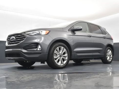 Used 2024 Ford Edge Titanium image 38