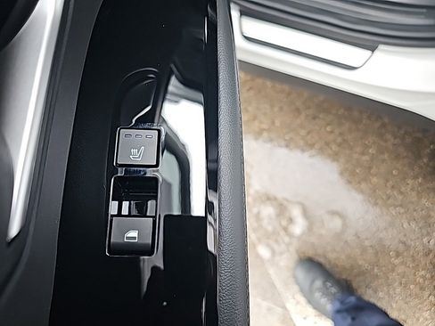 New 2026 Hyundai Tucson Limited image 33