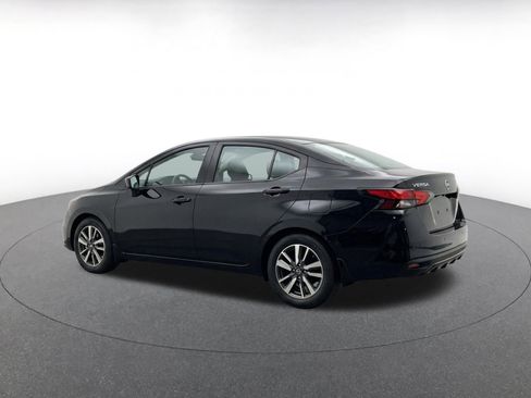 Used 2025 Nissan Versa SV FWD image 7