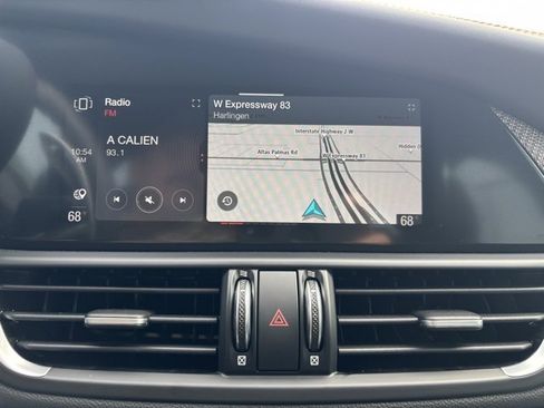 Used 2024 Alfa Romeo Giulia Quadrifoglio image 13