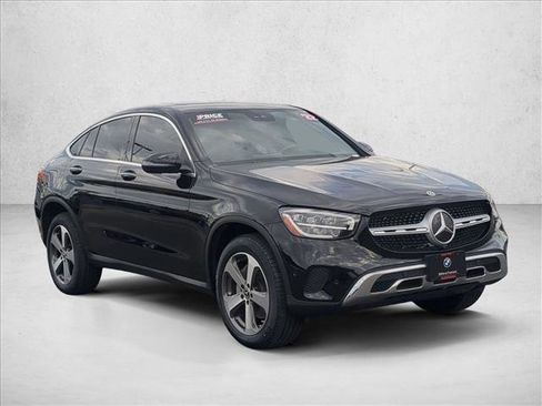 Used 2022 Mercedes-Benz GLC 300 4MATIC Coupe image 3