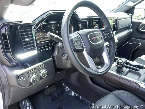 New 2026 GMC Sierra 1500 SLT w/ SLT Premium Package AWD/4WD image 11