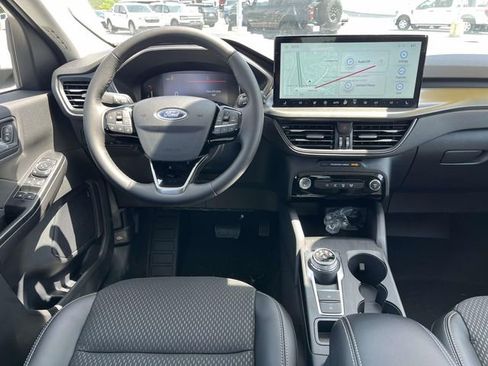 New 2025 Ford Escape SE FWD image 8